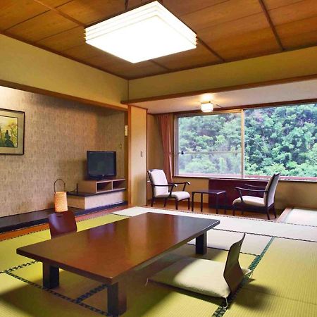 Ookawaso Hotel Aizuwakamatsu Phòng bức ảnh